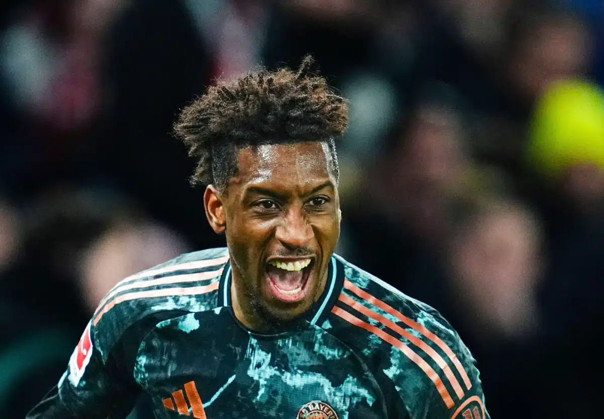 Kingsley Coman du Bayern Munich célèbre lors d'un match de 1. Bundesliga, 2025